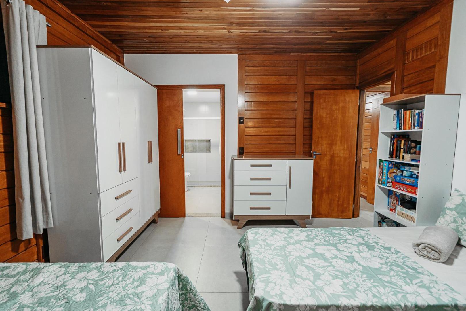 Casadecastelhanos, Quadra Do Mar De Castelhanos, 4 Suites Com Ar, Churrasqueira, Piscina, Hidromassagem, Cozinha Integrada Gourmet Ideal Para Familia E Amigos Anchieta  Luaran gambar