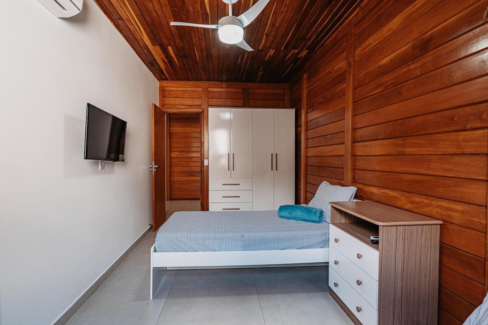 Casadecastelhanos, Quadra Do Mar De Castelhanos, 4 Suites Com Ar, Churrasqueira, Piscina, Hidromassagem, Cozinha Integrada Gourmet Ideal Para Familia E Amigos Anchieta  Luaran gambar